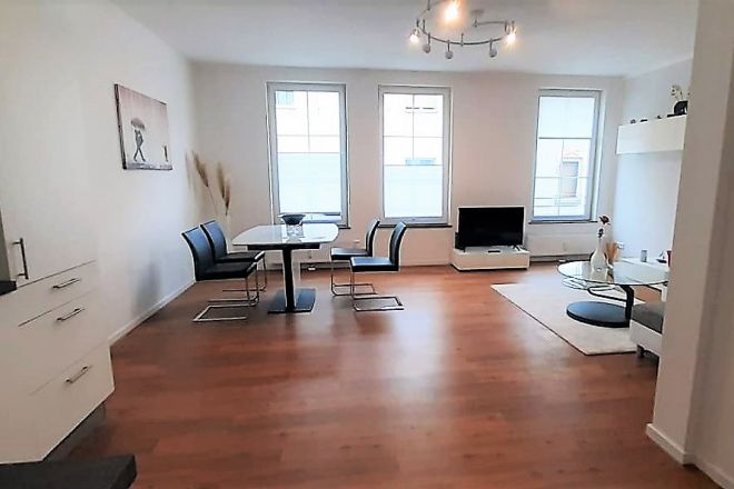 Moderne komplett möblierte 2,5 Zimmer  Premium Wohnung  in zentraler Lage von Sterkrade!