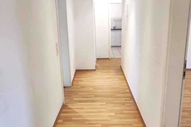Großzügige, frisch renovierte Wohnung im Herzen von Osterfeld!