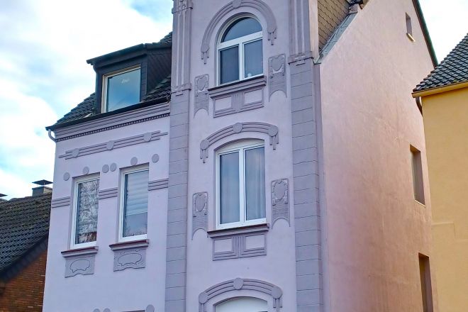 3 Familienhaus mit großzügigem, schön angelegten Garten in Oberhausen 