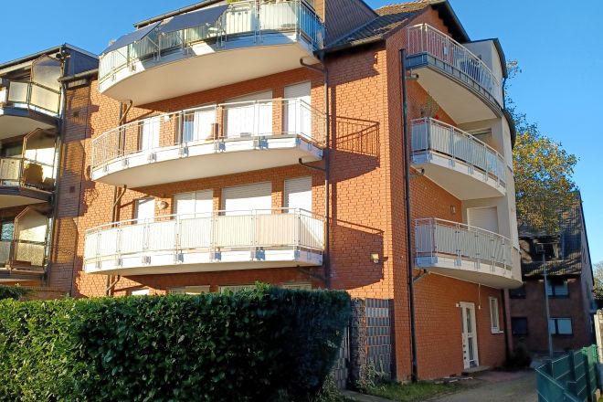 Ausgefallene Eigentumswohnung  mit großem Balkon in guter Wohnlage  von Buschhausen